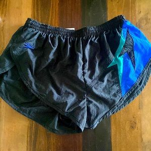 Vintage 90’s Running Speedo Short Shorts